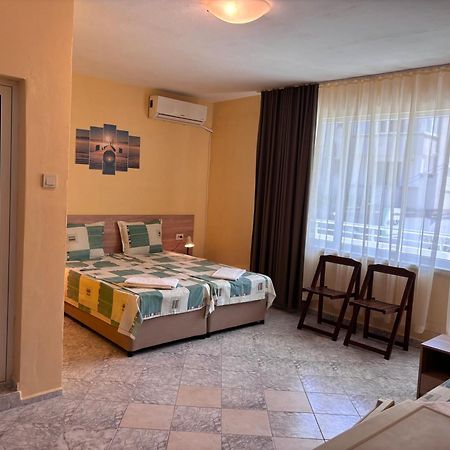 Guest House Nikolovi Lozenets Eksteriør billede
