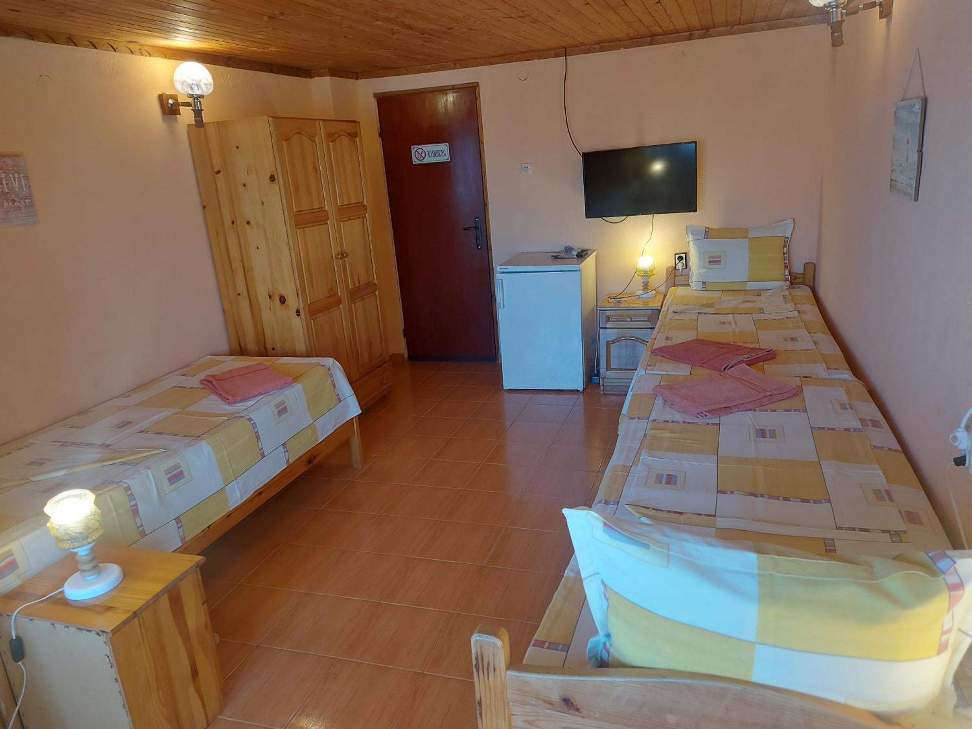 Guest House Nikolovi Lozenets Eksteriør billede